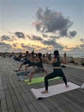 Yoga Vibes - מכוני כושר