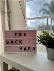 The Backyard - מכון כושר