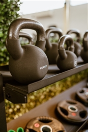 Boob Cube Gym - מועדון כושר