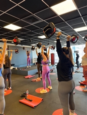 Fit Friends - סטודיו בחדרה - חדר כושר