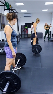 SEVEN סטודיו לנשים ביבנה - חדר כושר