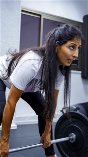 SEVEN סטודיו לנשים ביבנה - מועדון כושר