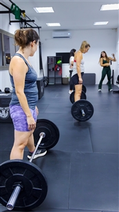 SEVEN סטודיו לנשים ביבנה - מועדוני כושר