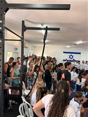 The shield program אימונים קבוצתיים ברקן - חדר כושר