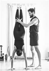 Move up קבוצות מובמנט קטנות תל אביב - מכוני כושר