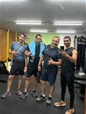 רזי פיטנס אימוני כוח קבוצתיים לגברים משע - מכון כושר