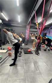 ספורטיז שיעורי סטודיו קבוצתיים לנשים בא - מכוני כושר