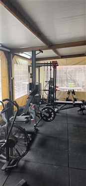 סטודיו אביב שיעורים קבוצתיים מושב פדויים - מועדוני כושר