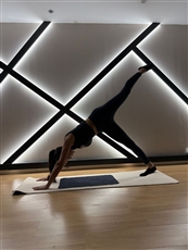 נטלי פילאטיס מזרן קבוצתיים לנשים ראשון ל - מכון כושר