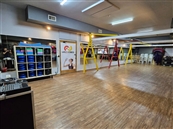 Life & Fitness לייף אנד פיטנס סטודיו מעל - מכוני כושר