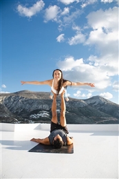 עידן אקרו יוגה הרצליה - מכון כושר