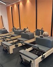 Roots פילאטיס מכשירים לנשים שהם - מכוני כושר